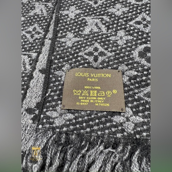 Louis Vuitton monogram 100% wool scarf - Picture 4 of 5